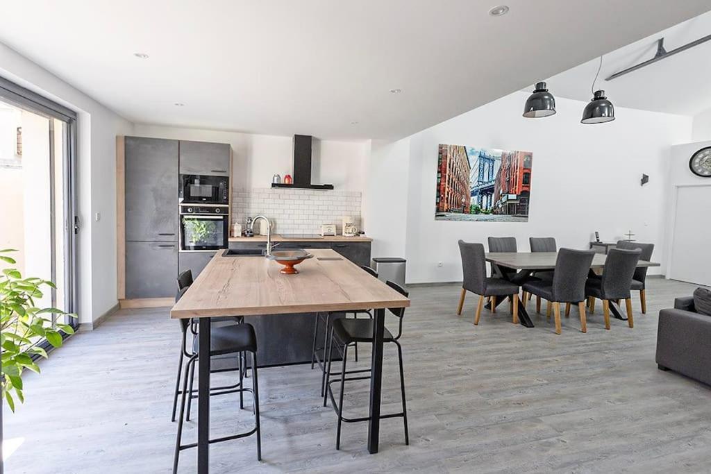 O Loft - 3 Chambres Avec 3 Salles De Bains - Parking - Climatisation Albi Eksteriør bilde